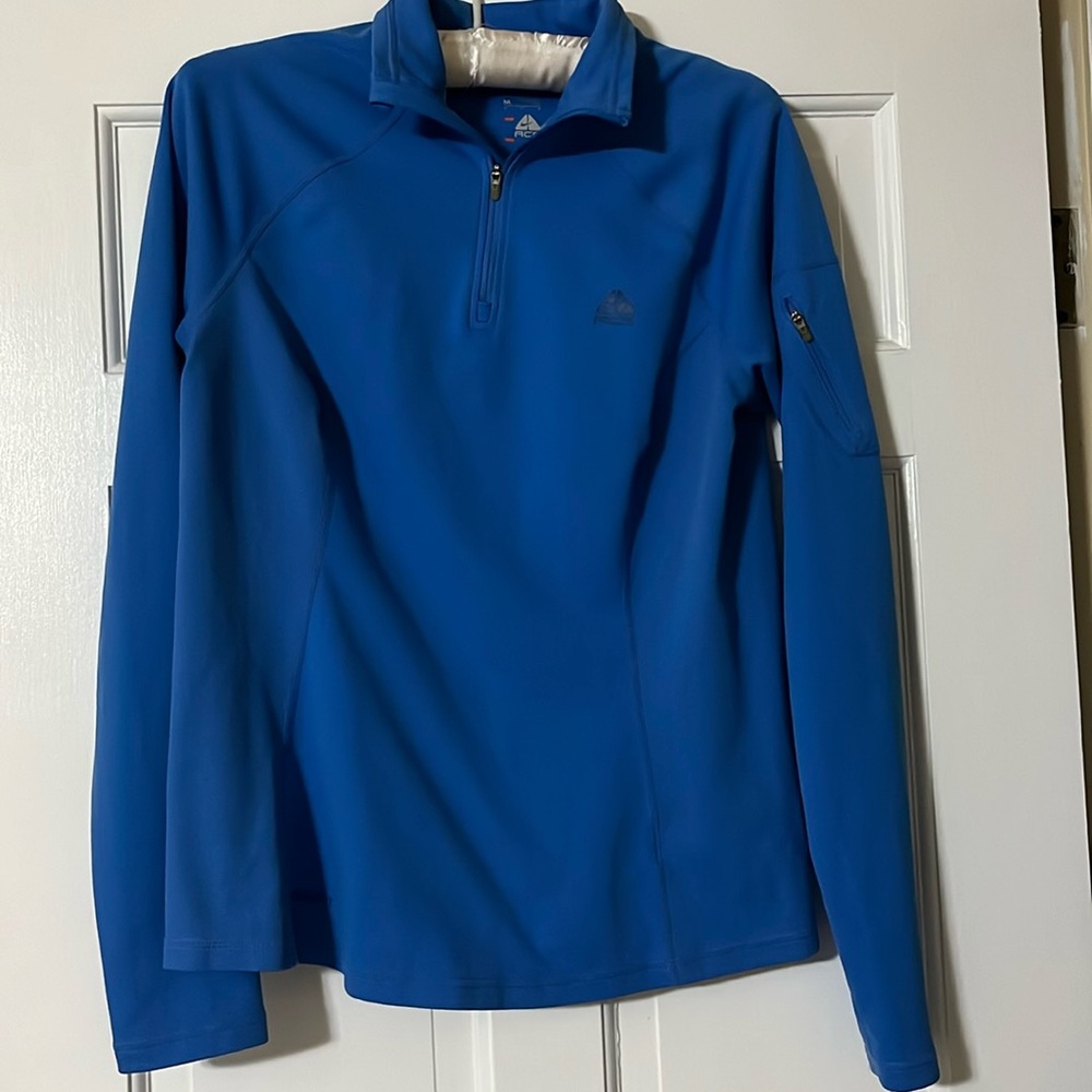 Nike fit dry zip pull over